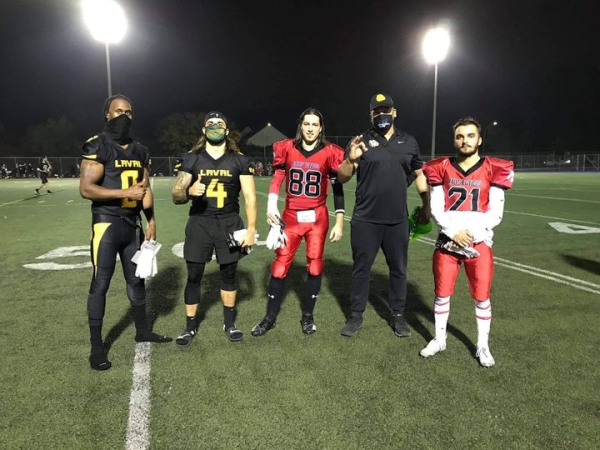Semaine 4 : Les Mustangs montrent des griffes !